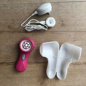 Pink Clarisonic Mia 2 with Charger and Travel Case
